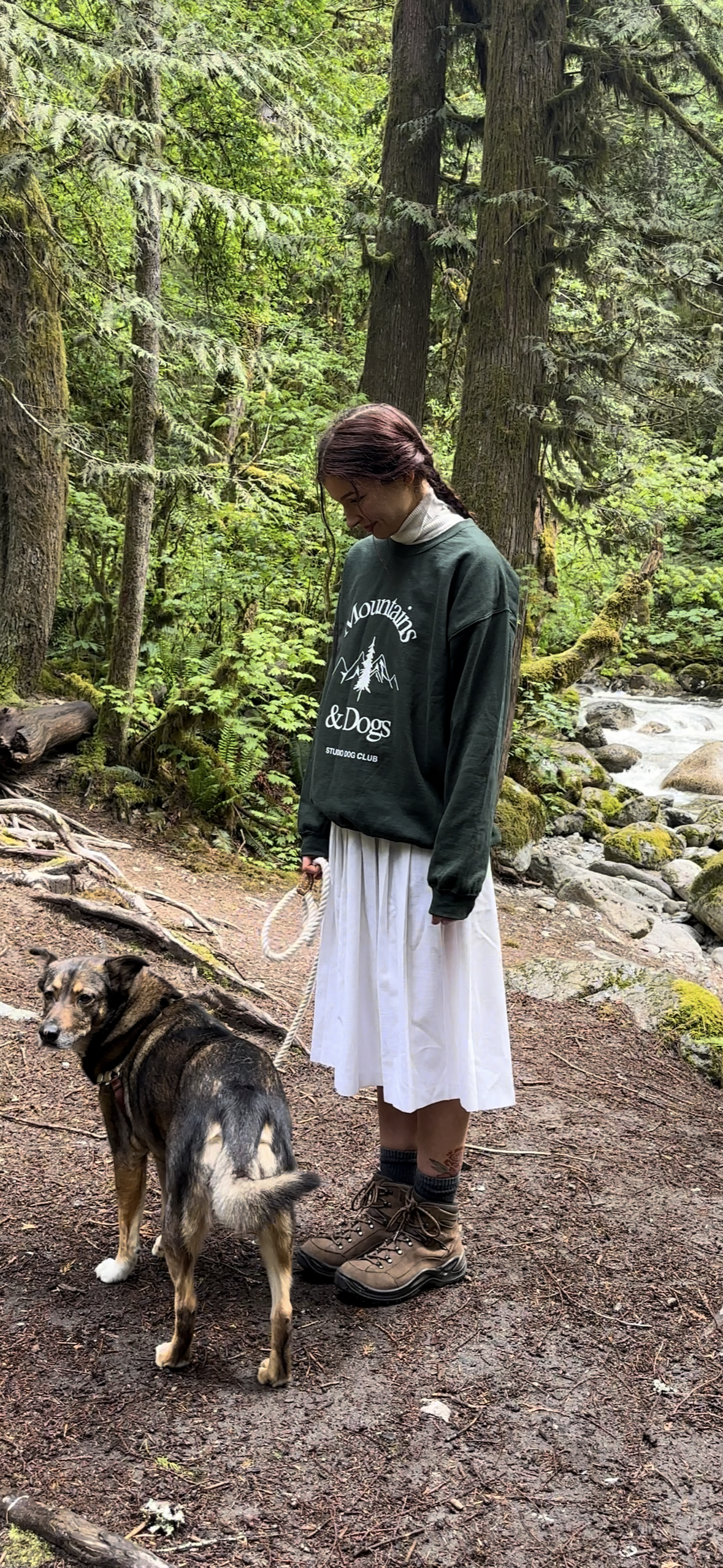 Mountains & Dogs Crew